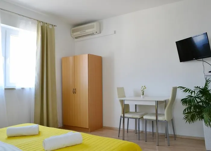 Apartments With A Parking Space Duce, Omis - 4799 아파트 *