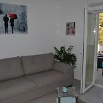 Апартаменты With A Parking Space Duce, Omis - 4799