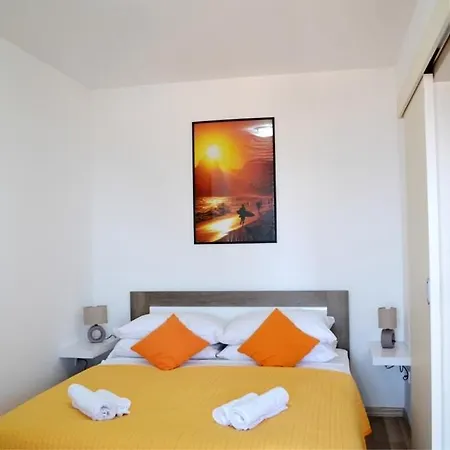 With A Parking Space Duce, Omis - 4799 Daire *